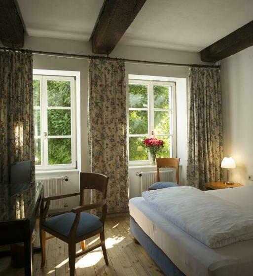 غرفة قياسية فردية, Altes Pfarrhaus Beaumarais