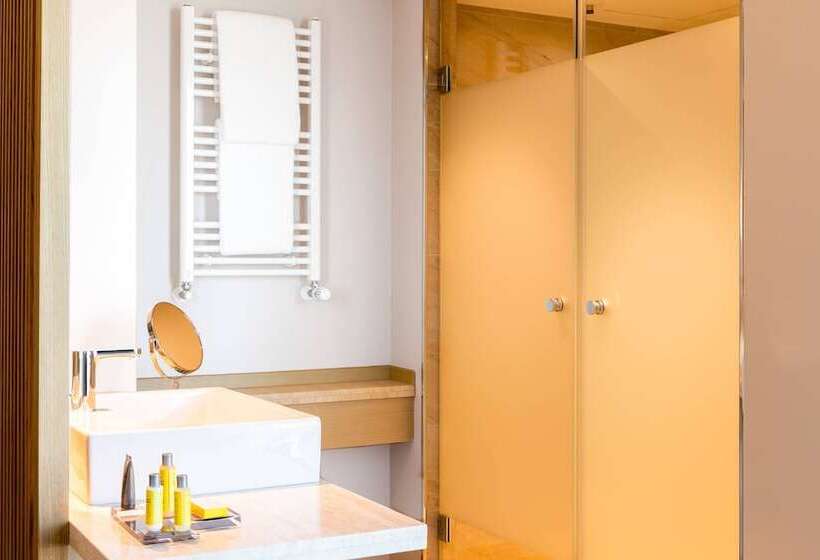 Номер Deluxe, Delta Hotels By Marriott Frankfurt Offenbach