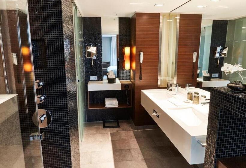 اتاق اجرایی, Steigenberger Airport Hotel Frankfurt