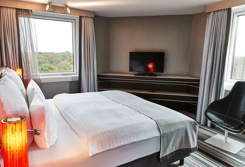 سوییت اجرایی, Steigenberger Airport Hotel Frankfurt