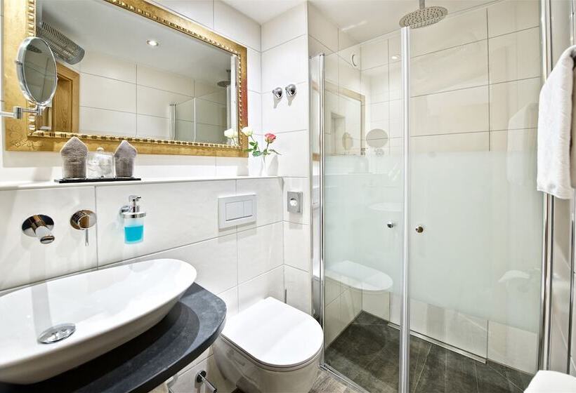 اتاق لوکس, Park Hotel Laim