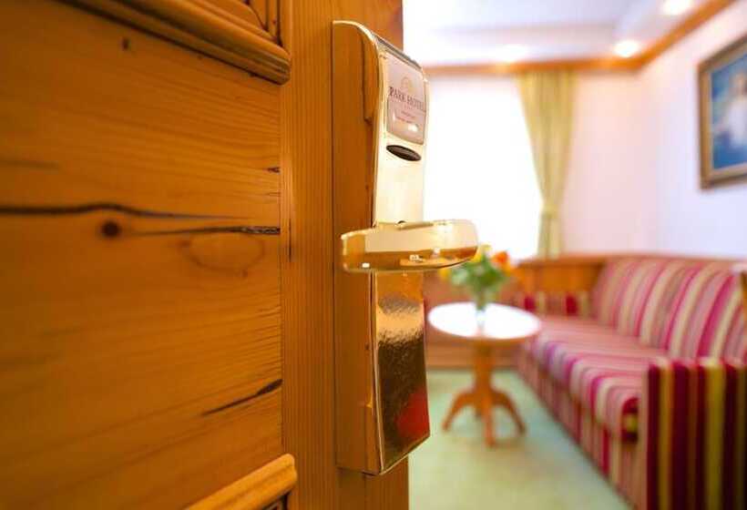 سوییت جونیور, Park Hotel Laim
