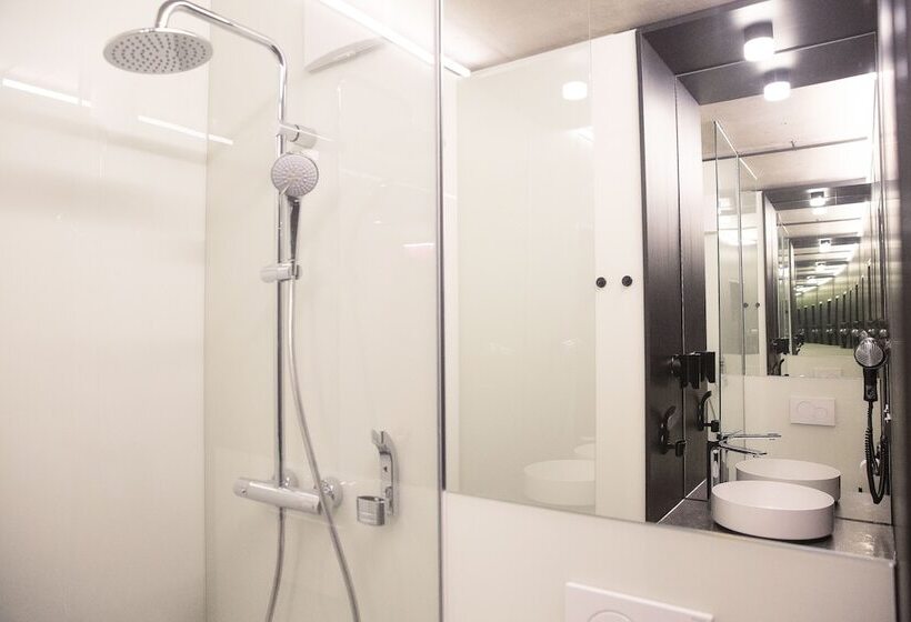 舒适型房间, Roomreich