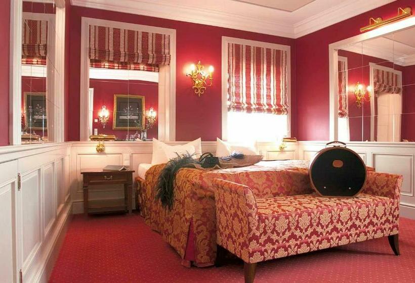 Номер Стандарт, Schlosshotel Steinburg