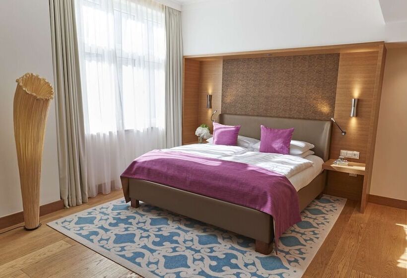 اتاق لوکس, Vier Jahreszeiten Kempinski München