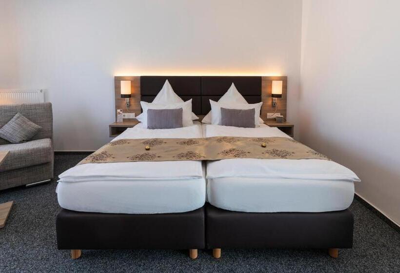 Полулюкс Повышенной Комфортности, Stadthotel Geis