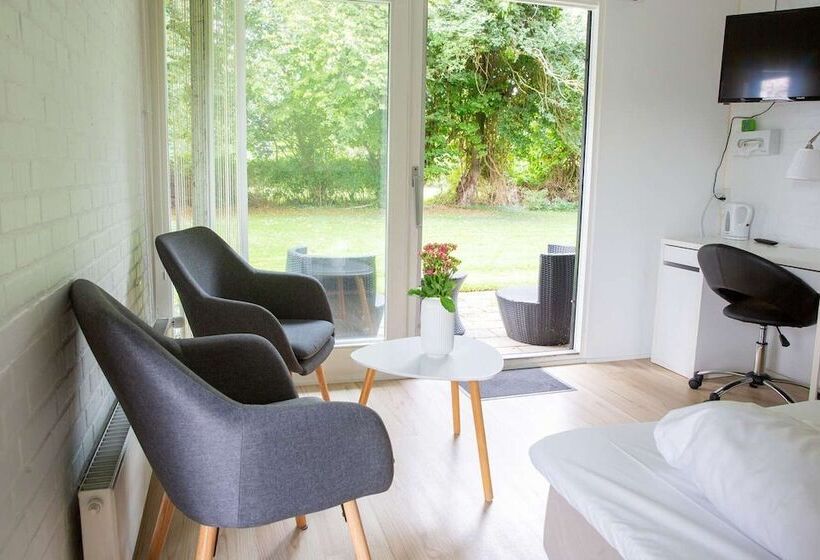 Habitación Triple Estándar, Troense