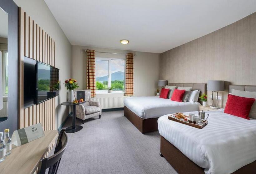 Номер Стандарт Вид на Озеро, Castlerosse Park Resort