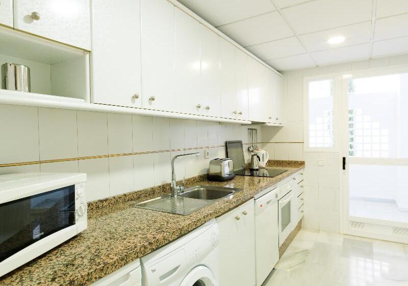 اتاق استاندارد سه نفره, Ibis Budget Montauban Les Chaumes