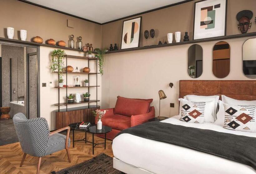 Трехместный Номер Deluxe с Видом, Maisons Du Monde Hôtel & Suites   Marseille Vieux Port