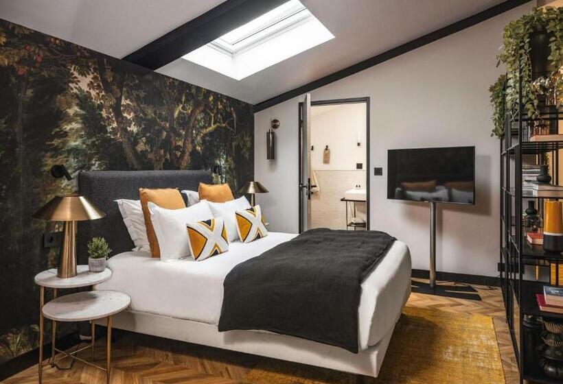 Полулюкс, Maisons Du Monde Hôtel & Suites   Marseille Vieux Port