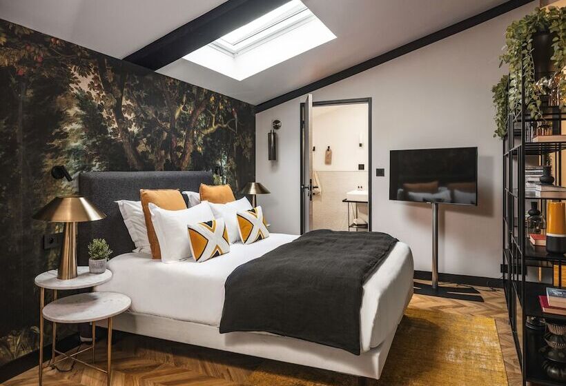 Полулюкс, Maisons Du Monde Hôtel & Suites   Marseille Vieux Port