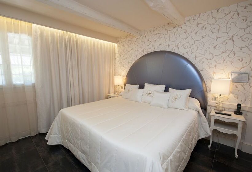 Люкс Вид на Бассейн, Auberge De Cassagne & Spa