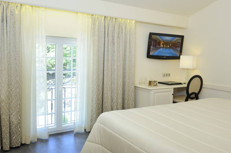 Номер Стандарт, Auberge De Cassagne & Spa
