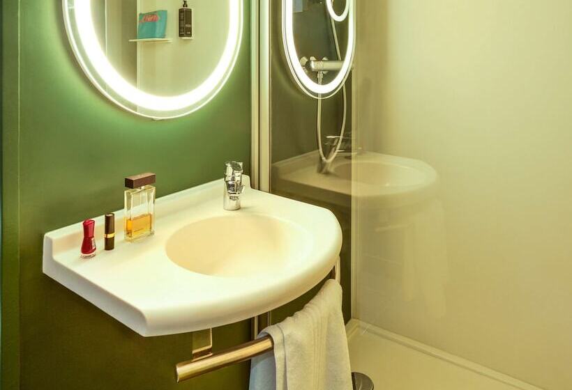 Номер Стандарт, Ibis Annecy   Cran Gevrier