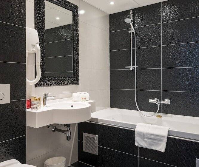 Номер Deluxe, Bristol