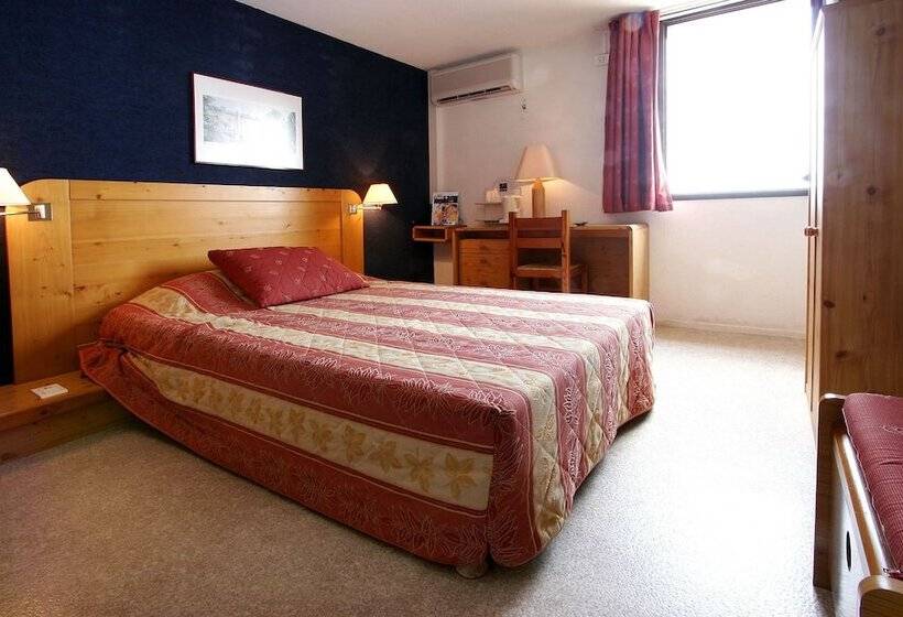 Семейный Номер, Brit Hotel Vallee Du Lot