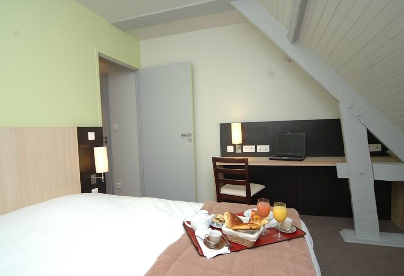 اتاق استاندارد, Logis Hotel La Croix Blanche Fontevraud