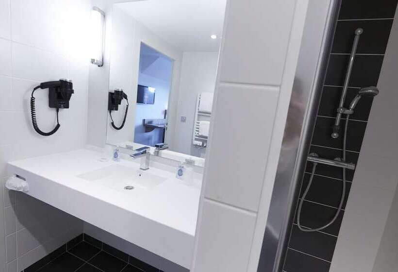 اتاق استاندارد, Kyriad Hotel Laval