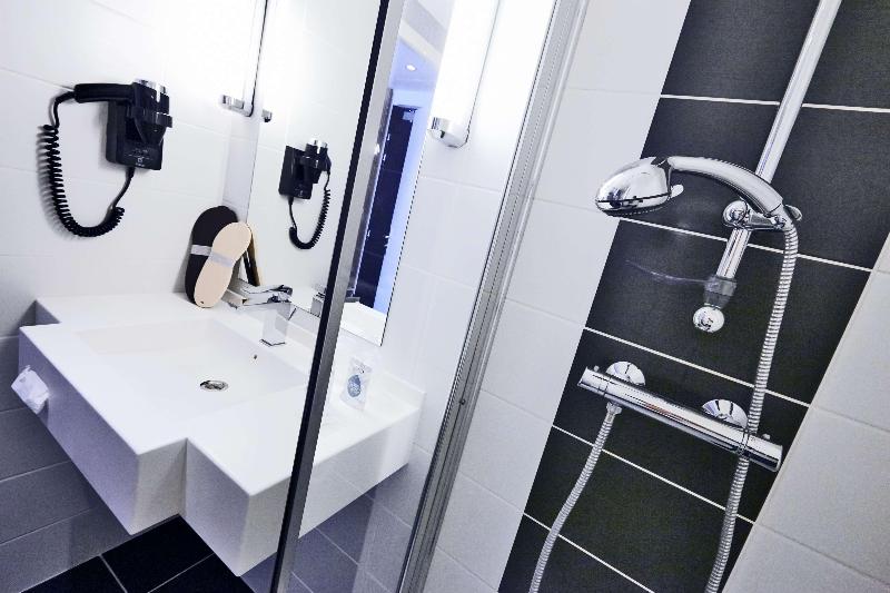 اتاق سوپریور, Kyriad Hotel Laval