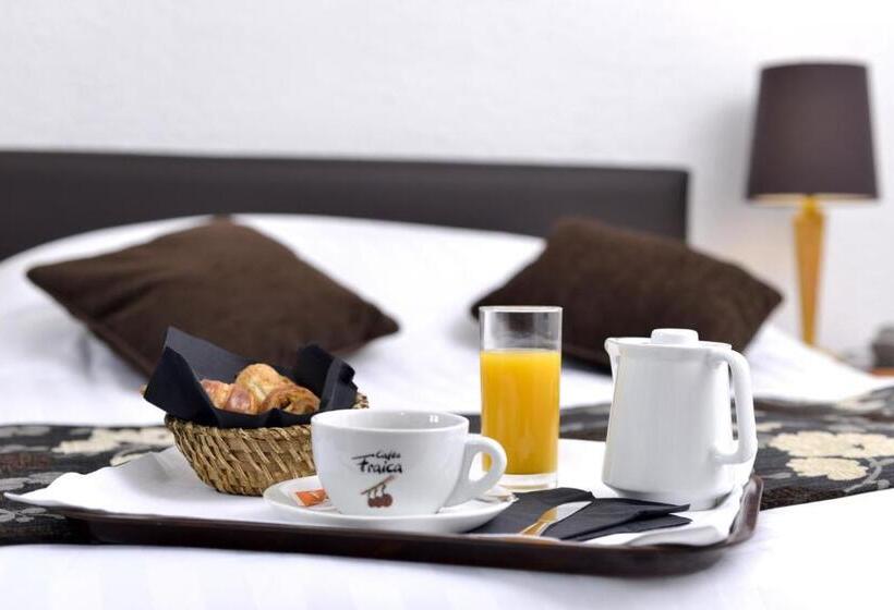 اتاق استاندارد, Hôtel D’angleterre Grenoble Hyper Centre