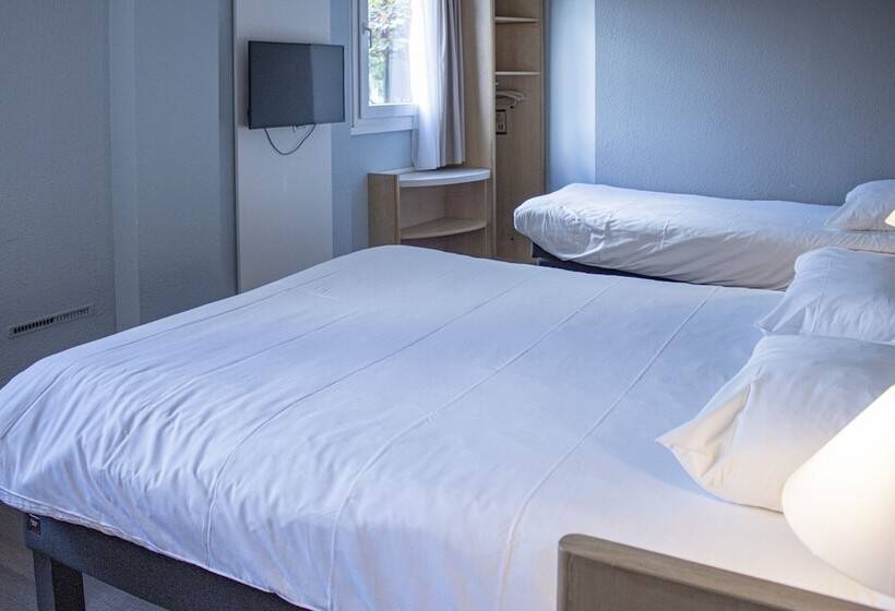 Номер Стандарт, Ibis Rennes Cesson