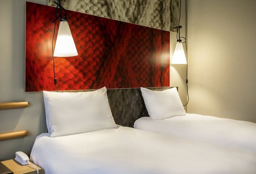 Номер Стандарт, Ibis Saintomer Centre