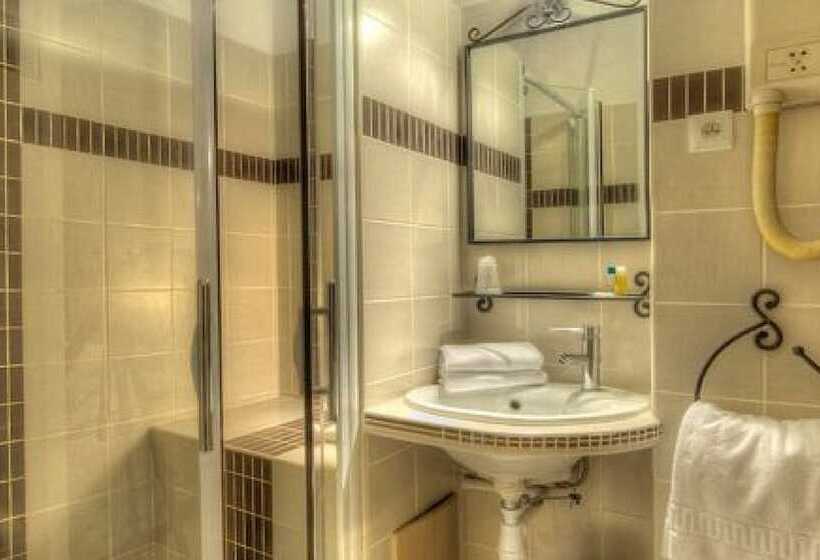 اتاق استاندارد, Logis Le Printemps Hôtel Restaurant   Montélimar