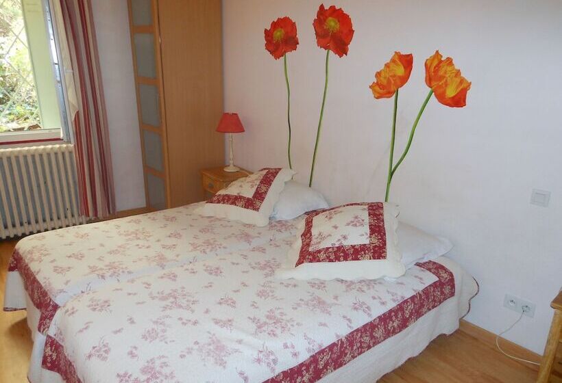 اتاق استاندارد سه نفره, Logis Le Printemps Hôtel Restaurant   Montélimar