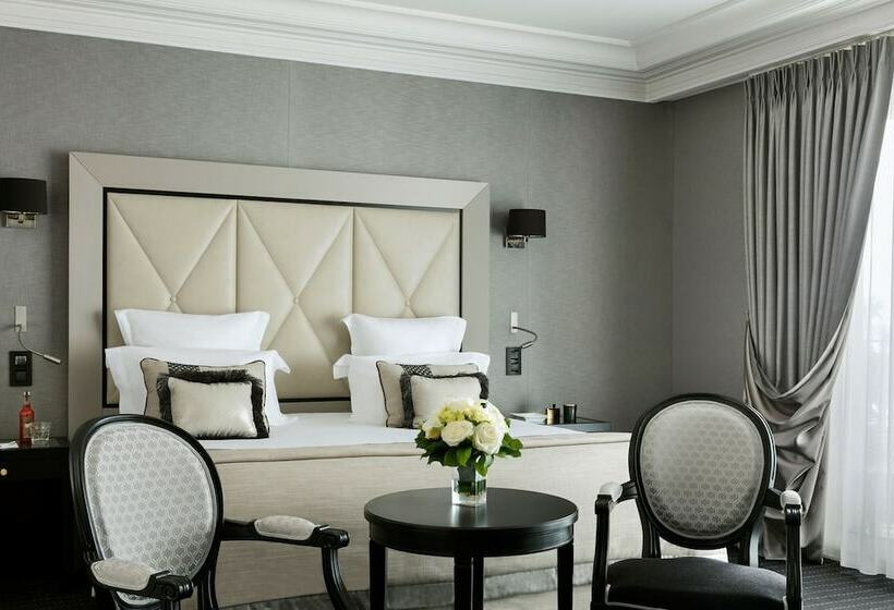 Deluxe Suite Sea View, Hôtel Barrière Le Majestic Cannes