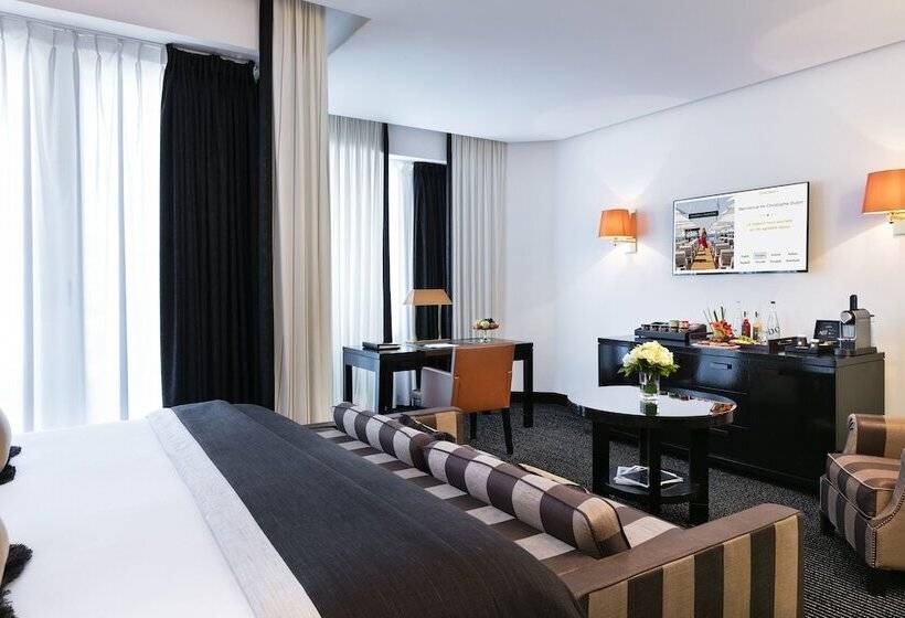 小型套房侧面可观海景, Hôtel Barrière Le Majestic Cannes