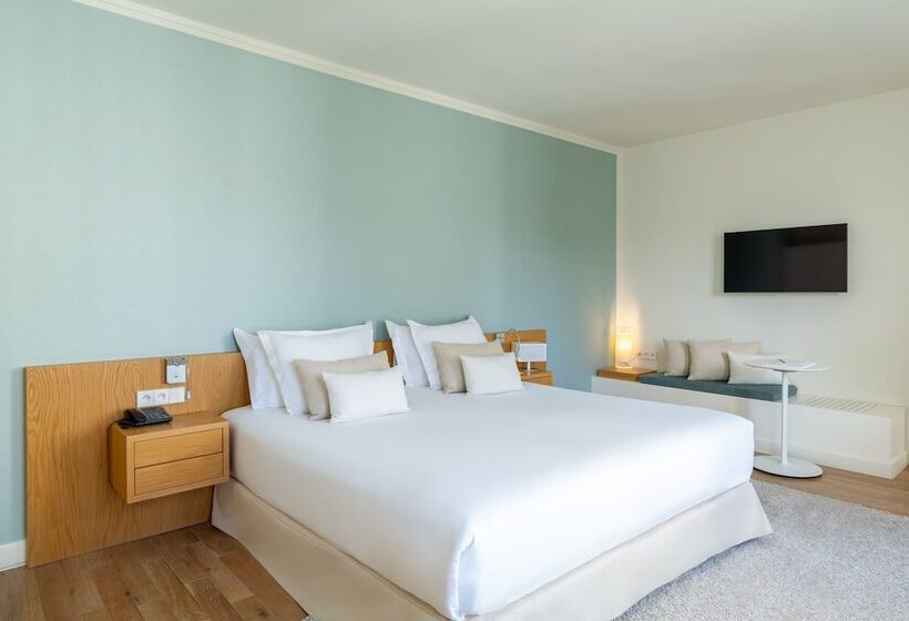 اتاق لوکس, Hôtel De Cavoye