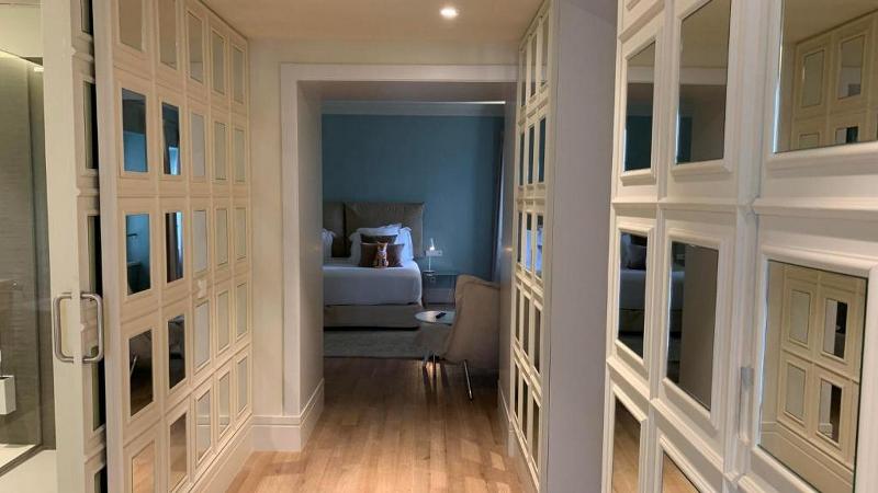 اتاق لوکس, Hôtel De Cavoye