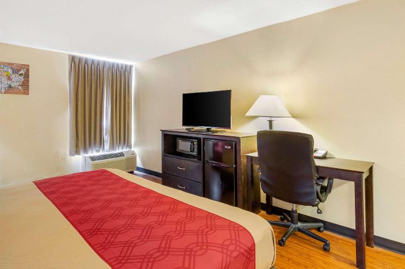 سوئیت با تخت بزرگ, Hôtel De Cavoye