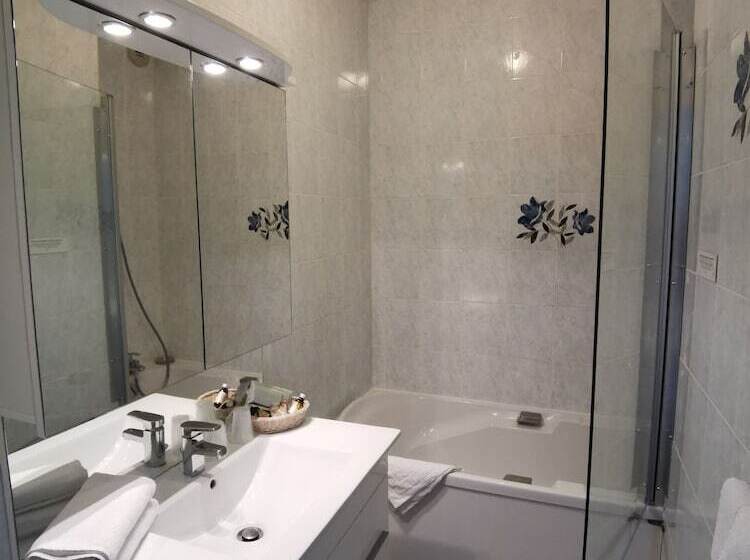 Номер Стандарт, Logis Le Vieux Logis