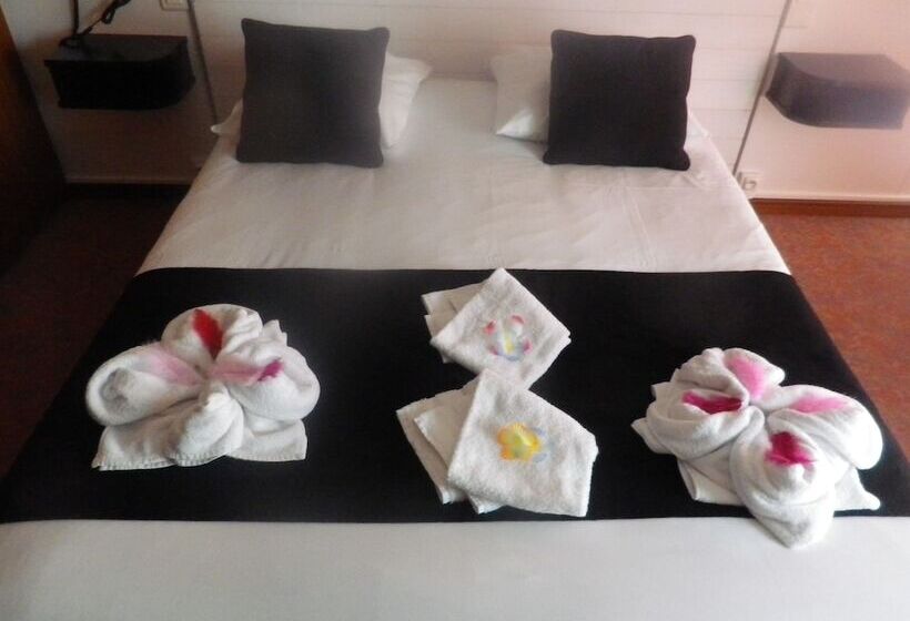Номер Стандарт, Roc Hôtel