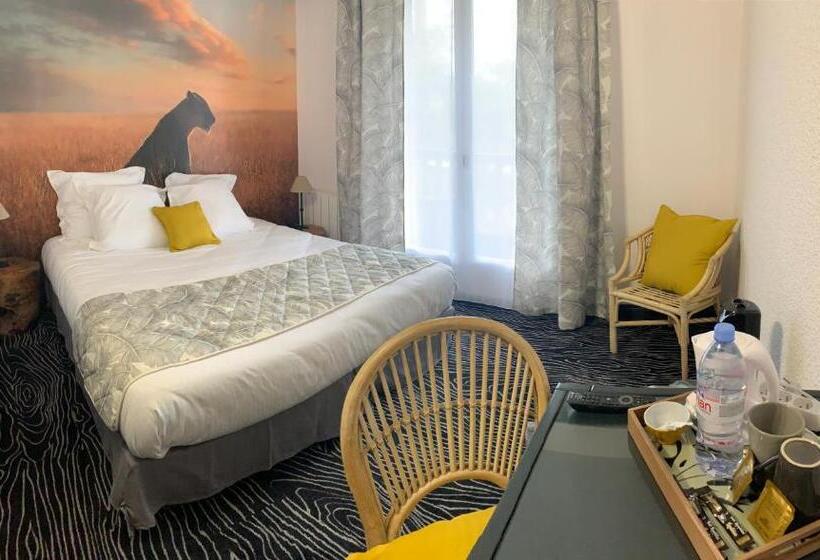 اتاق استاندارد با بالکن, Au Palmyre Hôtel