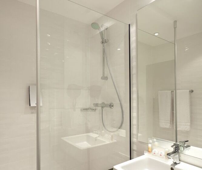Номер Стандарт, Holiday Inn Lille Ouest Englos, An Ihg