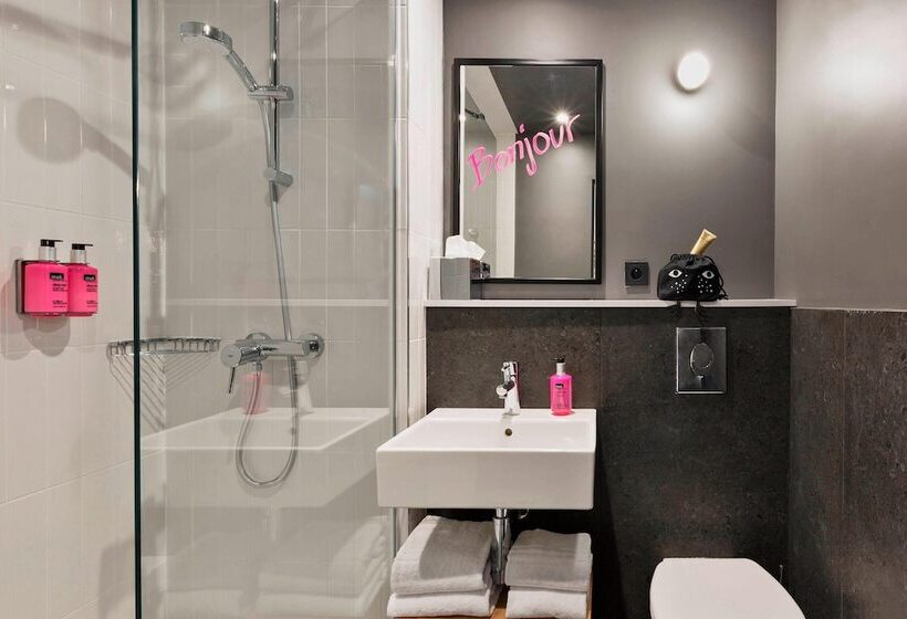 标准间带双人床, Moxy Paris Bastille