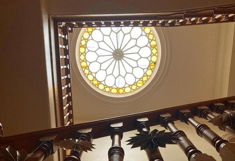 اتاق استاندارد با تخت بزرگ, Heathpark House