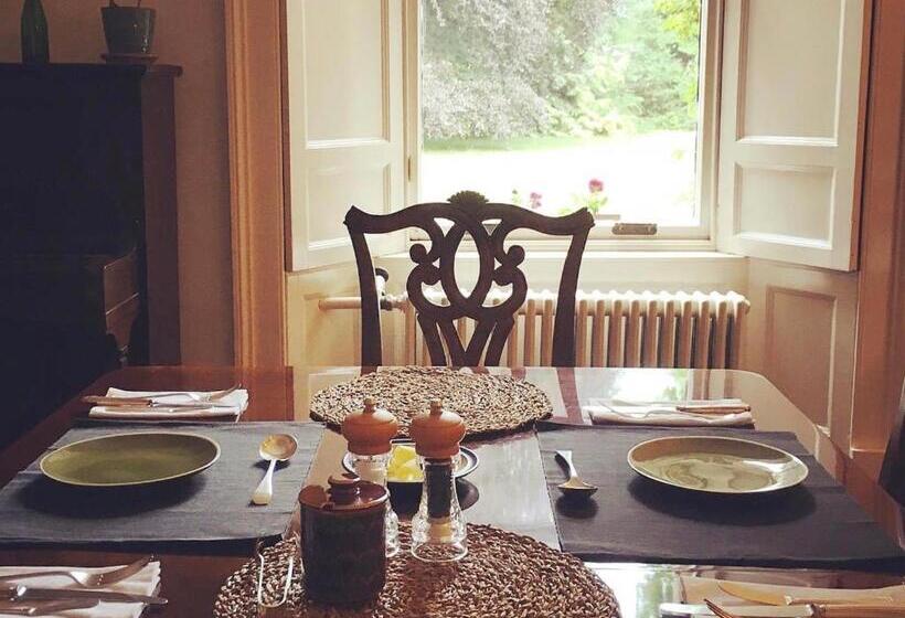 اتاق استاندارد با تخت بزرگ, Heathpark House