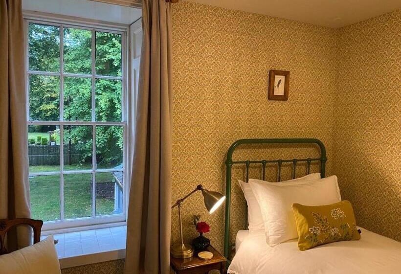 اتاق استاندارد یک نفره, Heathpark House