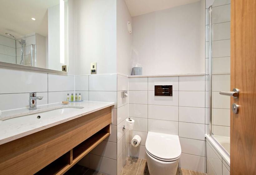 Номер Стандарт, Hilton Garden Inn Abingdon Oxford