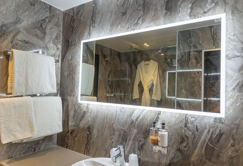 Номер Executive, Delta Hotels By Marriott Colchester