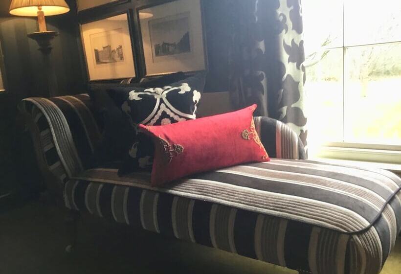 سوییت, Prestonfield House