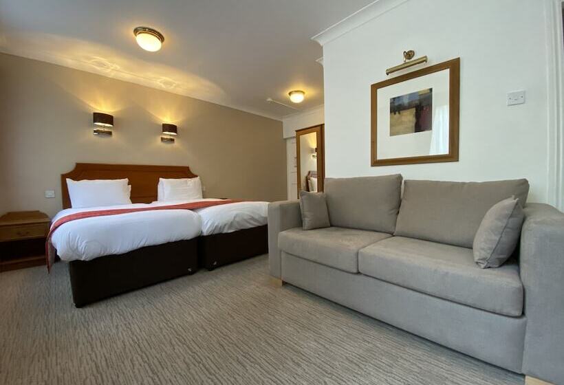 Семейный Номер, Birmingham Great Barr