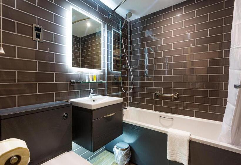 Номер Superior, The Rutland Arms Hotel, Bakewell, Derbyshire