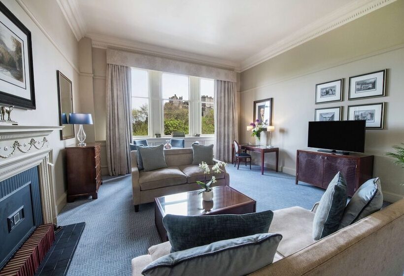 سوئیت با تخت بزرگ, The Caledonian Edinburgh, Curio Collection By Hilton