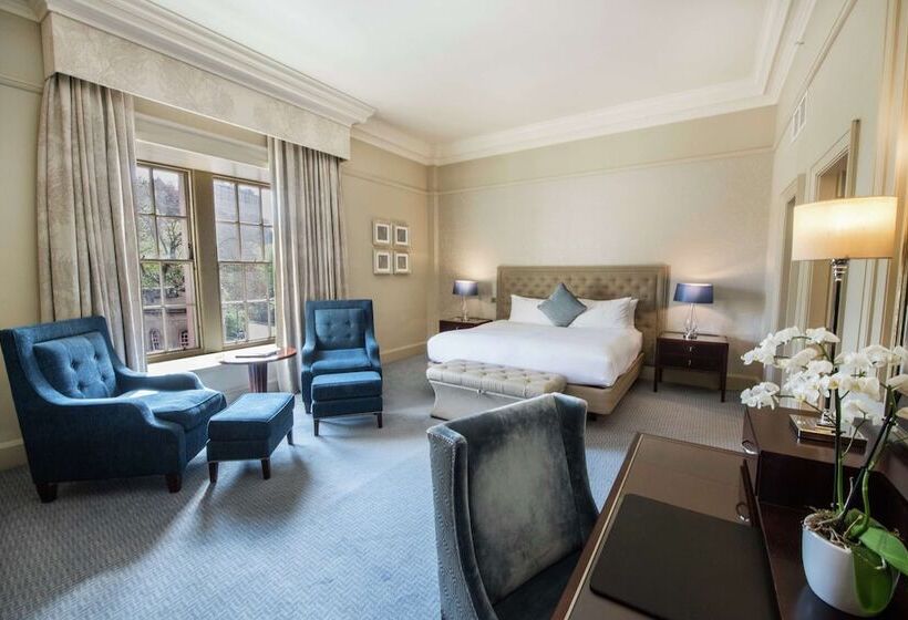 سوئیت با تخت بزرگ, The Caledonian Edinburgh, Curio Collection By Hilton