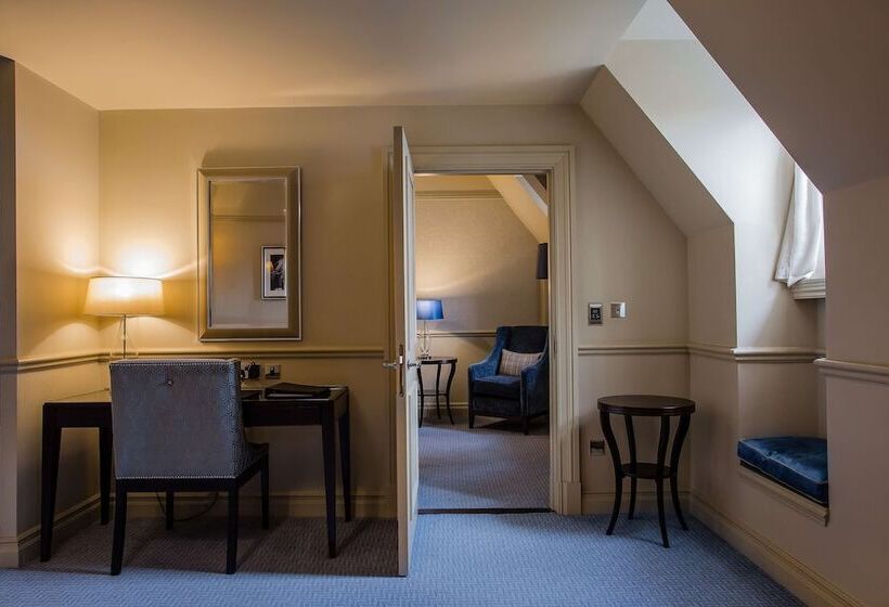 Suite Queen Bed, The Caledonian Edinburgh, Curio Collection By Hilton